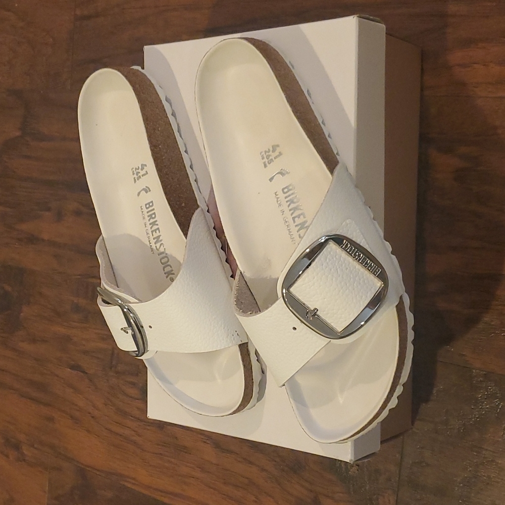 Birkenstock Madrid Big Buckle Slide. White. Size 41.